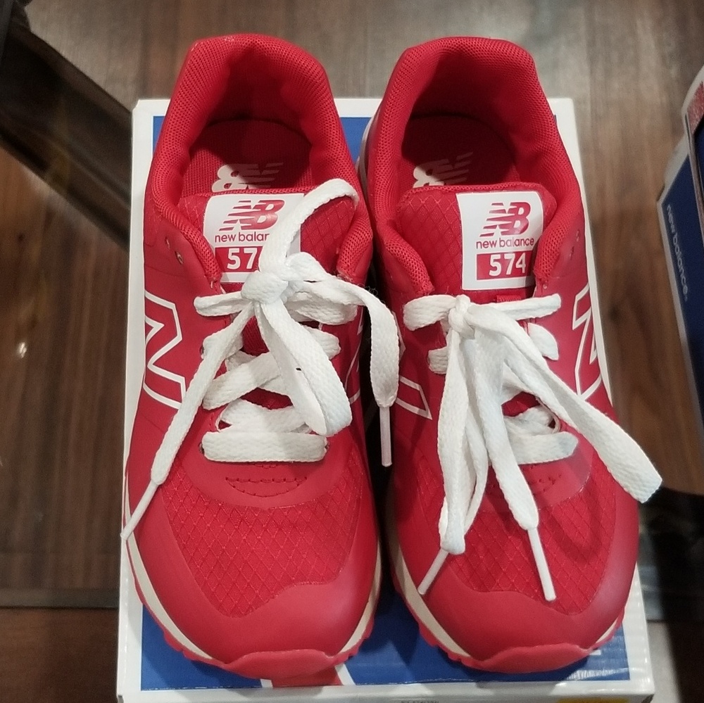 Red 574 New Balances